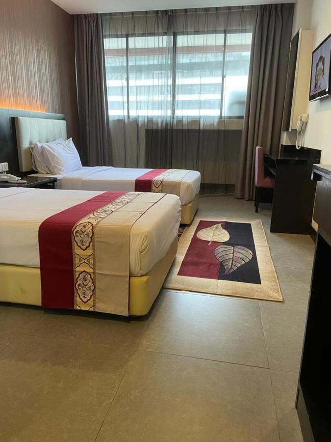 The Grand Campbell Hotel Куала Лумпур Екстериор снимка