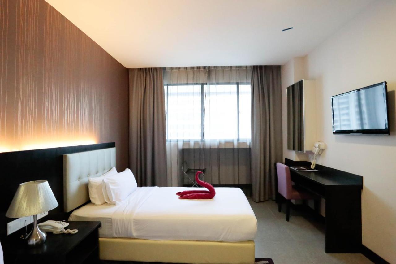 The Grand Campbell Hotel Куала Лумпур Екстериор снимка