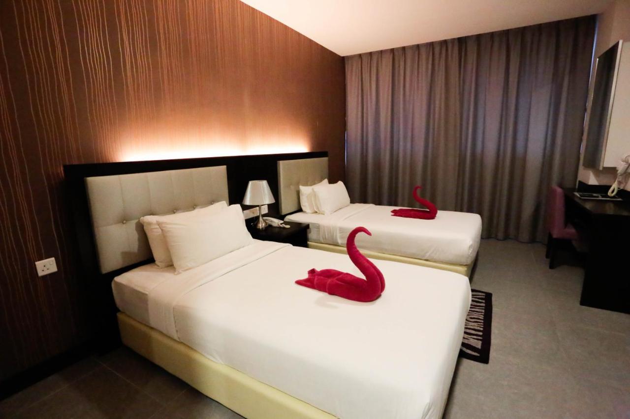 The Grand Campbell Hotel Куала Лумпур Екстериор снимка